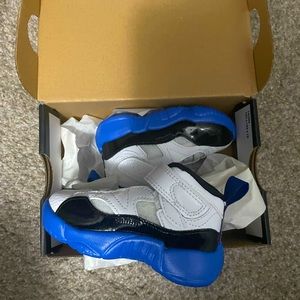 Nike Jumpman two Trey